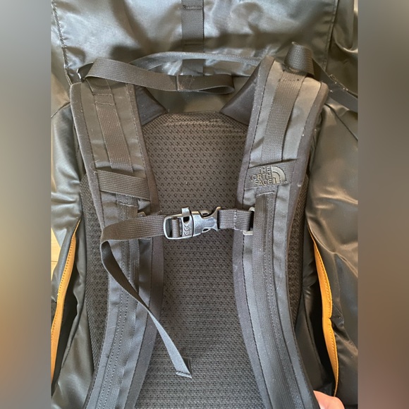 North Face Backpack - Picture 7 of 16